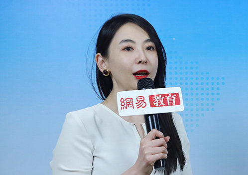 王怡