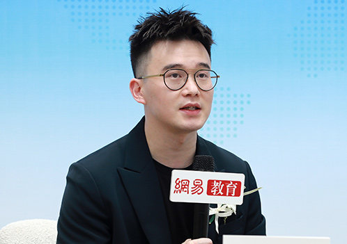 李欢