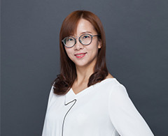 张瑜 